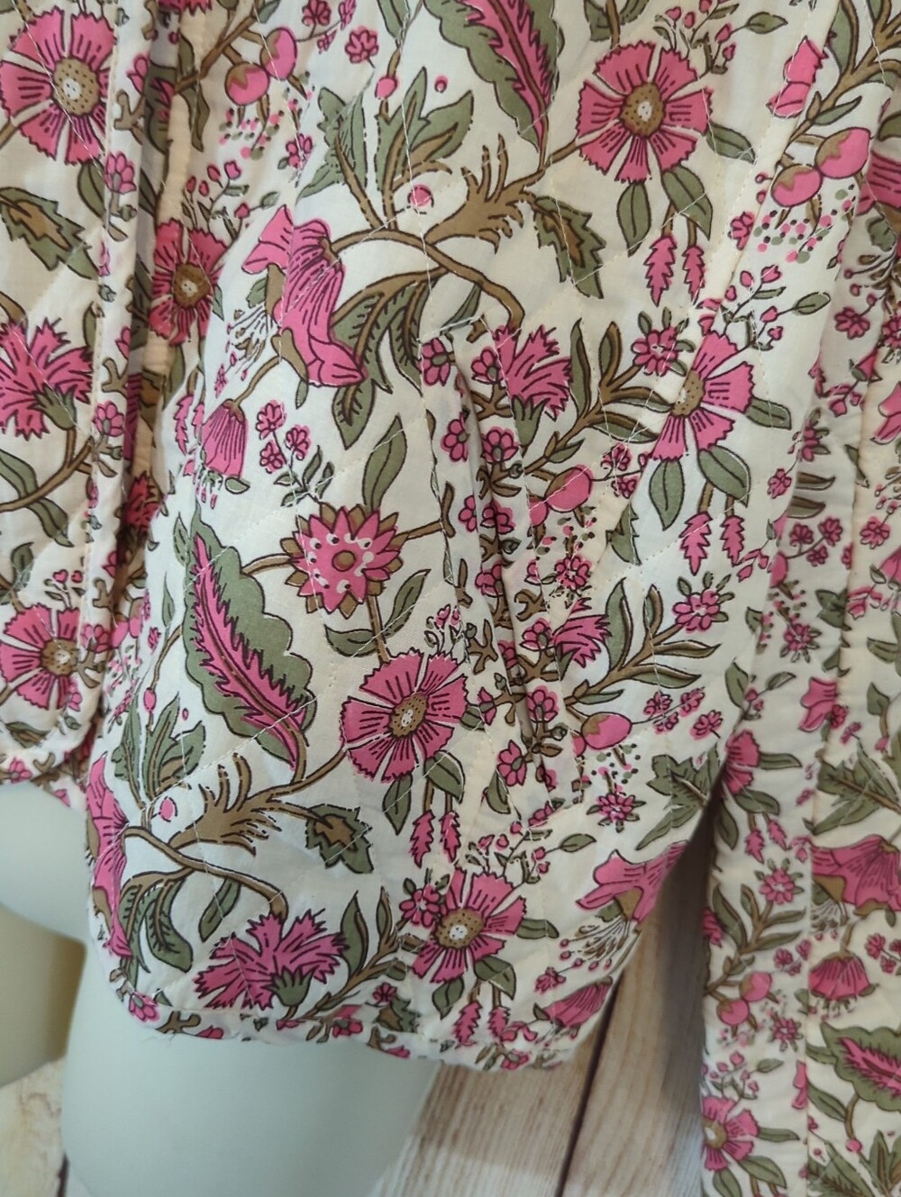 Anthropology dra Floral Quilted Cream & Pink Jacket - Picture 6 of 11